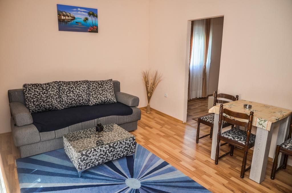 Apartments Paradise Ülgün Dış mekan fotoğraf